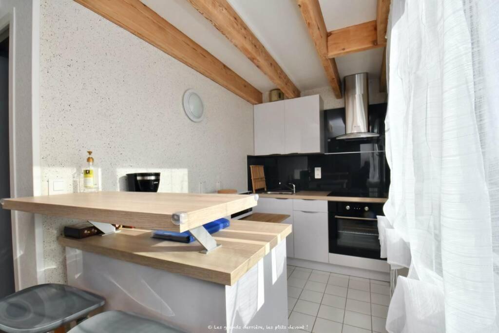 La Mezzanine Apt 5 Pers Classe 3 Etoiles, Royan- Centre 300 M Plage Foncillon Екстериор снимка